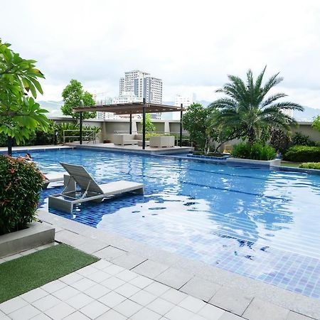 Ezeniel'S Place At Horizons 101 Condominium Cebu Екстериор снимка