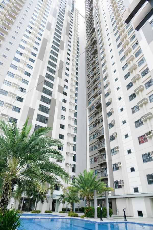 Ezeniel'S Place At Horizons 101 Condominium Cebu Екстериор снимка